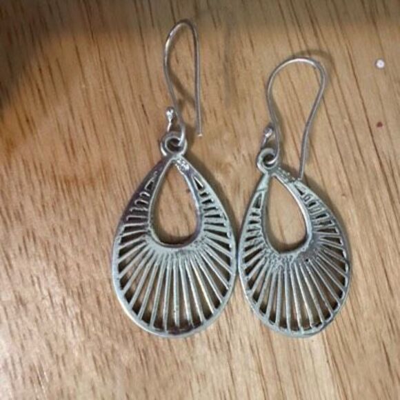 Sterling Silver Oval Dangle Earrings, NEW, Handmade, Unique - Picture 1 of 4